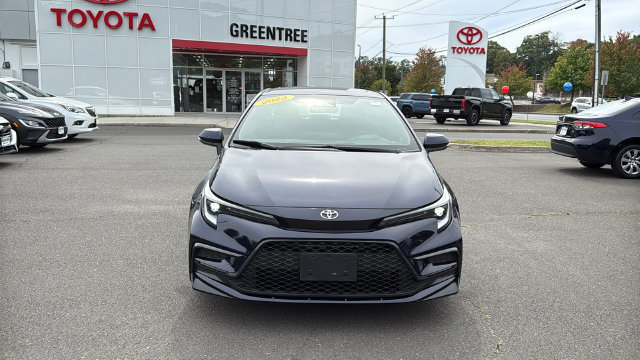 Used 2023 Toyota Corolla XSE FWD image 2
