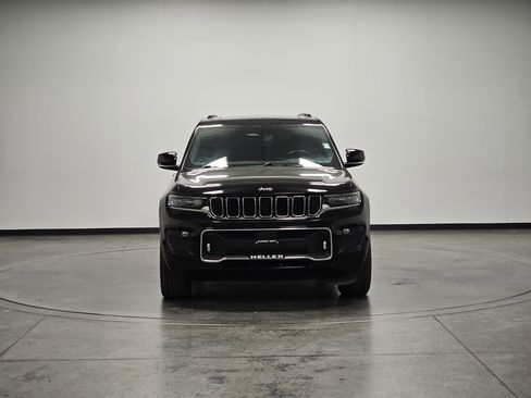 Used 2021 Jeep Grand Cherokee L Overland image 3