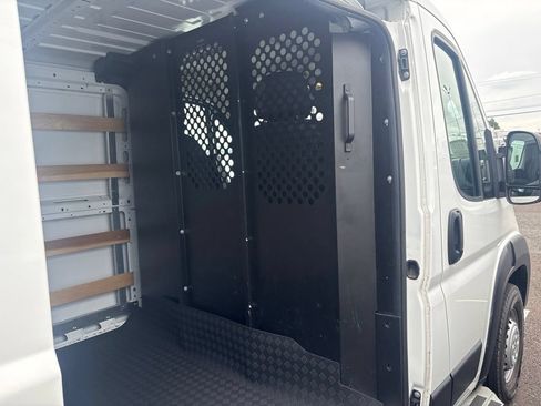 Used 2025 RAM ProMaster 2500 w/ U-Haul Equipment Group FWD image 6