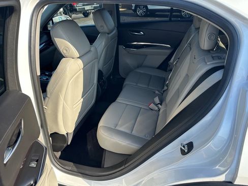 Used 2020 Cadillac XT4 Luxury w/ Cold Weather Package image 16