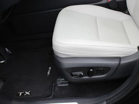 Used 2025 Lexus TX 350 AWD w/ Technology Package image 21