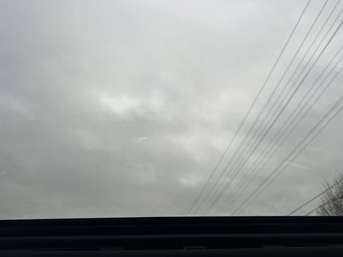 Used 2021 Chrysler Pacifica Touring-L w/ Uconnect Theater Family Group image 22