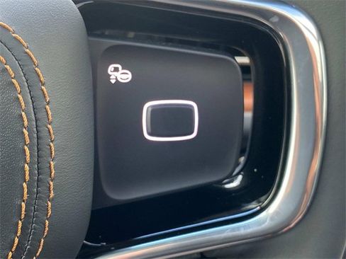 New 2025 Lincoln Navigator Black Label image 19