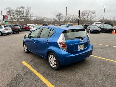 Used 2012 Toyota Prius C One image 7