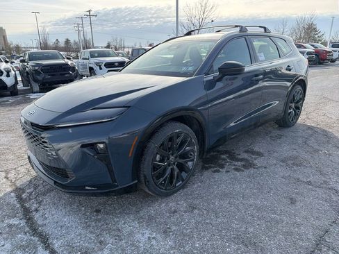 New 2026 Toyota Crown Signia image 4