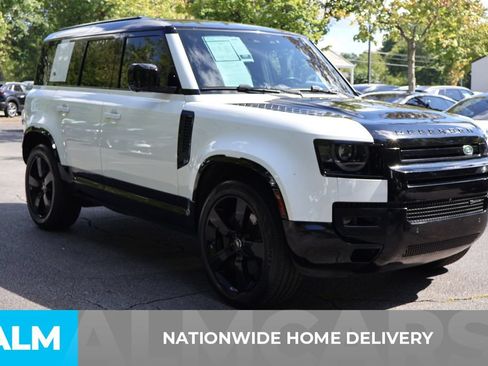 Used 2023 Land Rover Defender 110 X-Dynamic SE AWD/4WD image 4