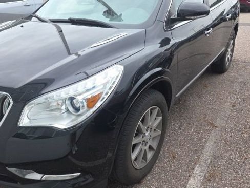 Used 2017 Buick Enclave Convenience FWD image 1