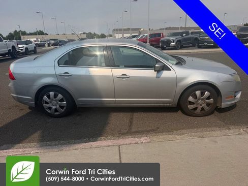 Used 2010 Ford Fusion SE FWD image 5
