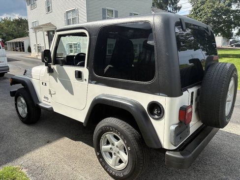 Used 2003 Jeep Wrangler X AWD/4WD image 5