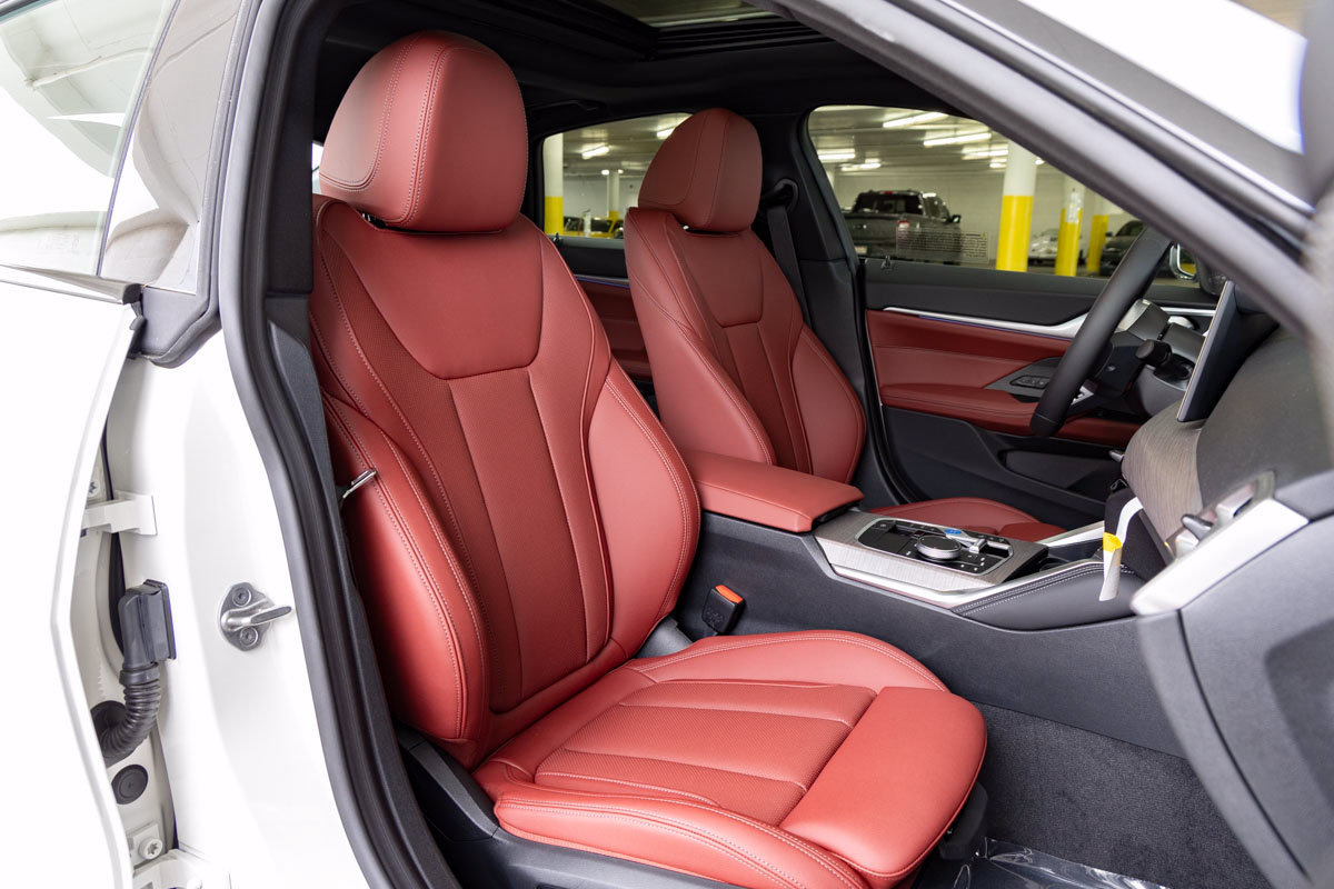 New 2026 BMW i4 eDrive40 w/ M Sport Package RWD image 30