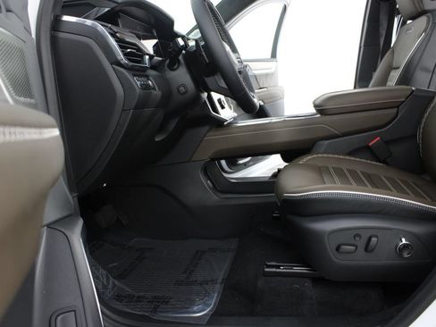 New 2026 GMC Acadia Denali Ultimate AWD/4WD image 19