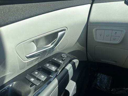 Used 2024 Hyundai Tucson Limited image 18