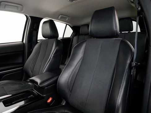 Used 2023 Mitsubishi Eclipse Cross SE image 8