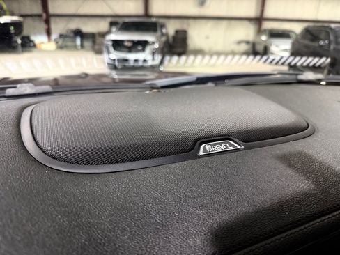 Used 2019 Lincoln Navigator Select w/ Technology Package RWD image 36