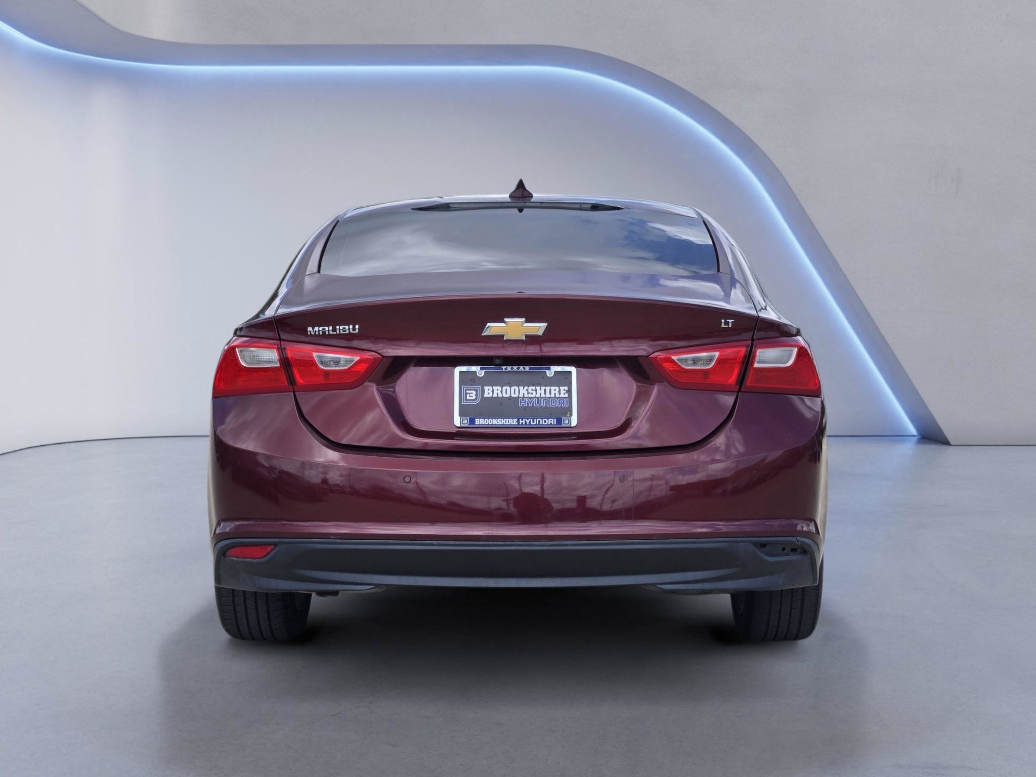 Used 2016 Chevrolet Malibu LT w/ Driver Confidence Package FWD image 7