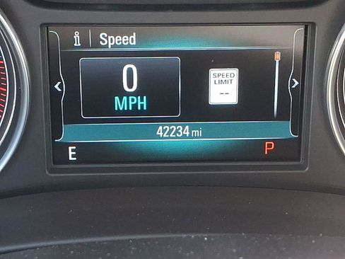 Used 2019 Buick Enclave Essence image 21