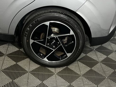 Used 2023 Kia Soul EX image 11