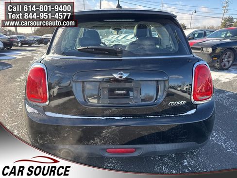 Used 2017 MINI Cooper 2-Door Hardtop image 5