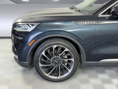 Used 2021 Lincoln Aviator Reserve w/ Equipment Group 201A RWD image 11