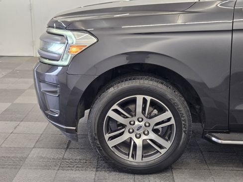 Certified 2022 Ford Expedition XLT image 9