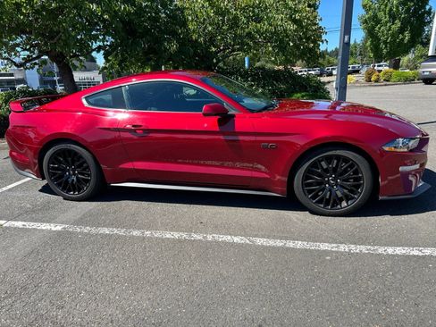 Used 2019 Ford Mustang GT w/ GT Performance Package RWD image 5