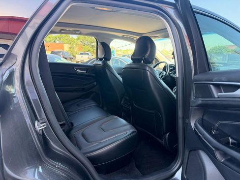 Used 2015 Ford Edge Titanium w/ Equipment Group 301A AWD/4WD image 31