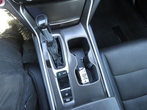 Used 2019 Honda Accord Sport image 23