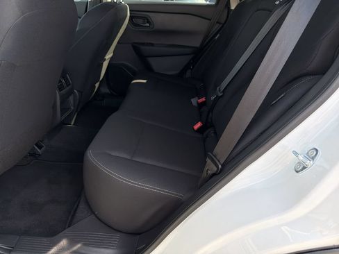 Used 2026 Nissan Rogue S FWD image 15