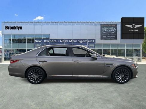 Used 2020 Genesis G90 3.3T Premium image 2