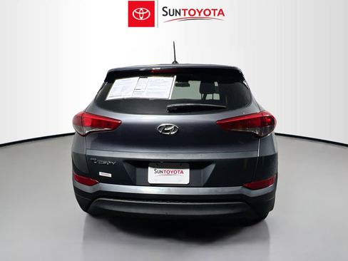 Used 2017 Hyundai Tucson SE image 5
