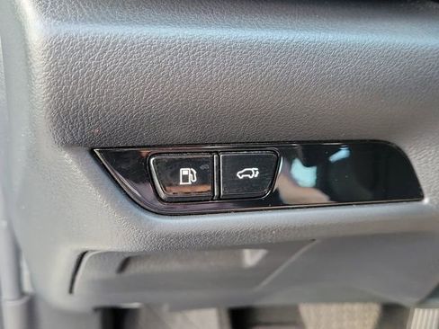 Used 2024 Lexus NX 250 FWD w/ Towing Package (2000 Lbs) image 12