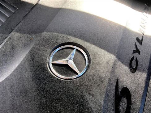 Used 2022 Mercedes-Benz GLS 450 4MATIC image 33