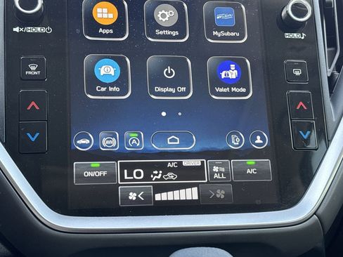 Used 2024 Subaru Crosstrek 2.0i Premium image 23