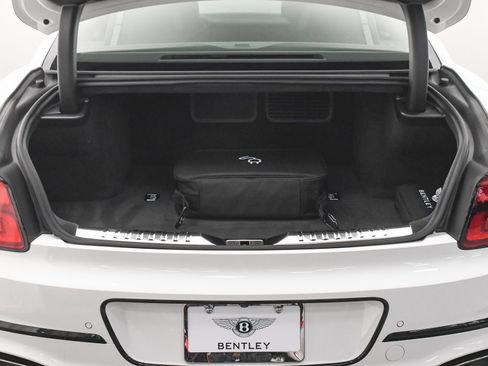 New 2025 Bentley Flying Spur Plug-In Hybrid image 11