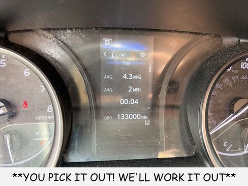 Used 2021 Toyota Camry SE FWD image 13