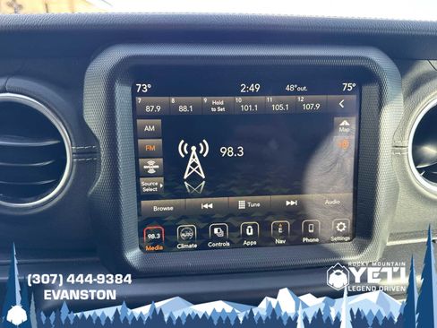 Used 2022 Jeep Gladiator Overland w/ Popular Equipment Package image 29