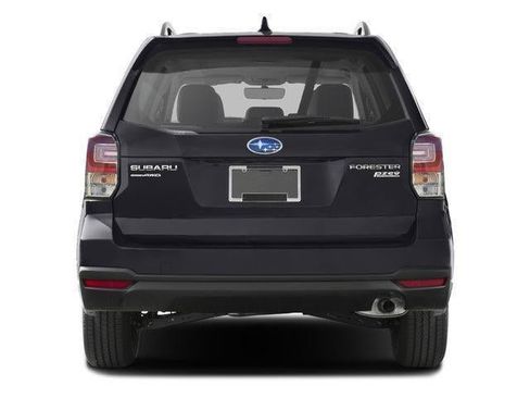 Used 2017 Subaru Forester 2.5i Premium AWD/4WD image 5