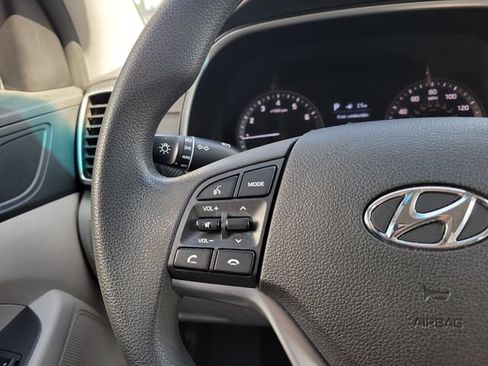 Used 2021 Hyundai Tucson SE FWD image 17