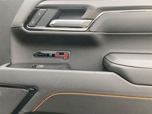 New 2026 GMC Sierra 1500 AT4 w/ AT4 Premium Package AWD/4WD image 34
