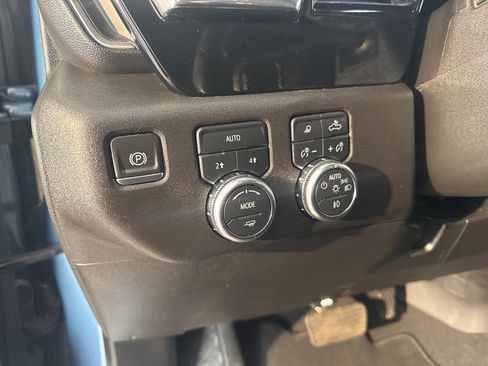 Used 2024 GMC Sierra 1500 SLT image 25