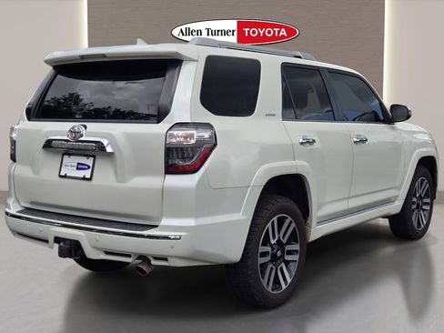 Used 2016 Toyota 4Runner Limited AWD/4WD image 6