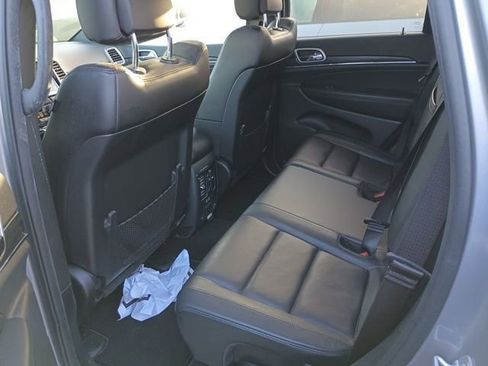 Certified 2020 Jeep Grand Cherokee Limited w/ Premium Lighting Group image 8