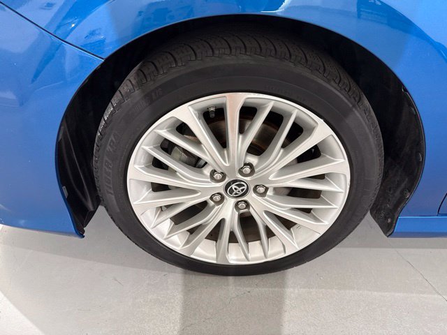 Used 2019 Toyota Camry XLE FWD image 4