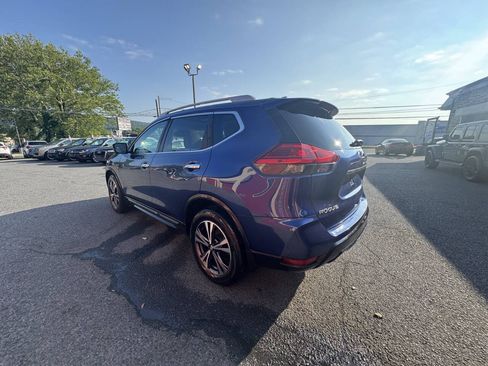 Used 2017 Nissan Rogue SL w/ SL Premium Package AWD/4WD image 5