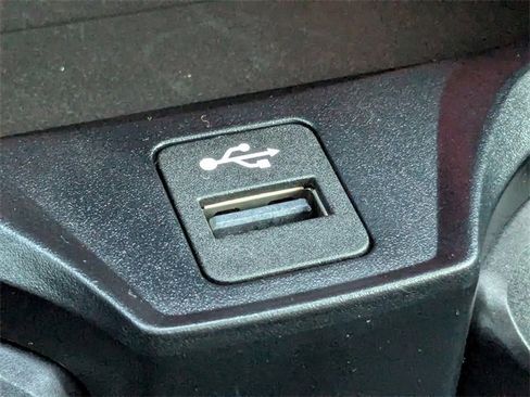 Used 2025 BMW M240i xDrive Coupe image 26