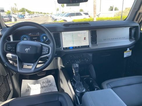 New 2026 Ford Bronco Outer Banks w/ Sasquatch Package AWD/4WD image 23