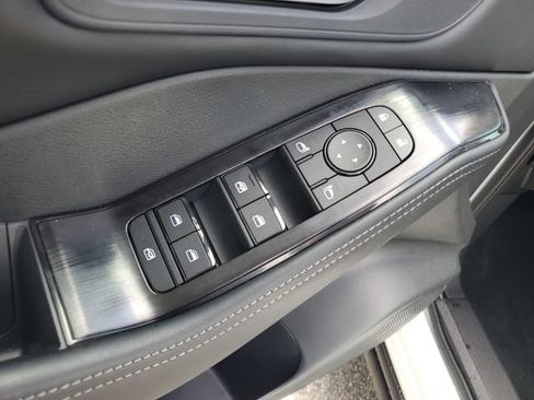 Certified 2026 Nissan Rogue SV FWD image 26