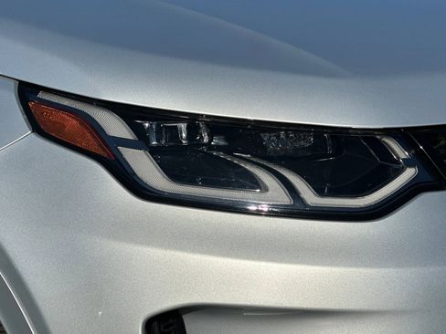Used 2024 Land Rover Discovery Sport S image 12