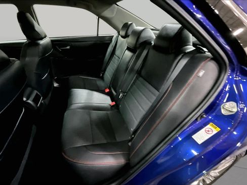 Used 2016 Toyota Camry SE FWD image 21