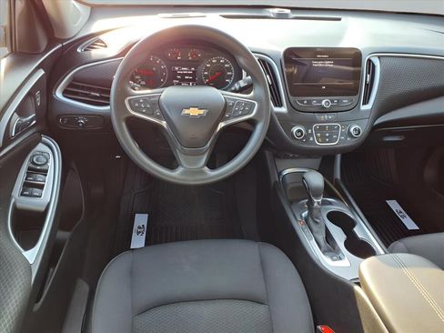 Used 2023 Chevrolet Malibu LT image 10